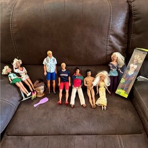 (9) vintage Barbie & Ken Assorted Set